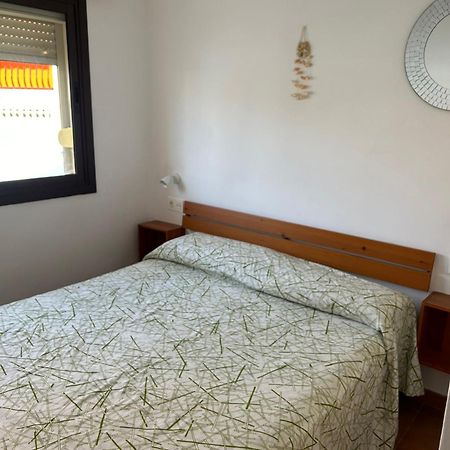 Prime Beachfront Location, Free Parking, Steps To The Sand Лос-Крістіанос Екстер'єр фото